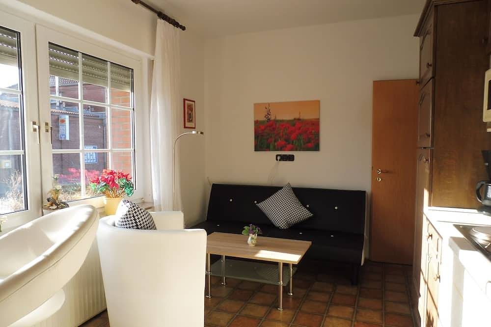 moderne Ferienwohnung in Top-Lage - renoviert und neu möbliert - Strand ca. 1Km