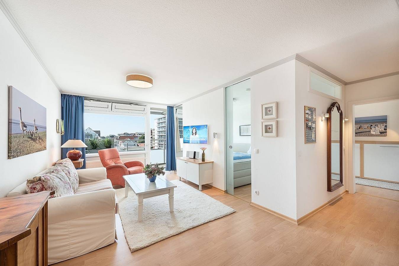 Exklusive Lage, komfortabel wohnen! Das Meer vom Balkon aus genießen