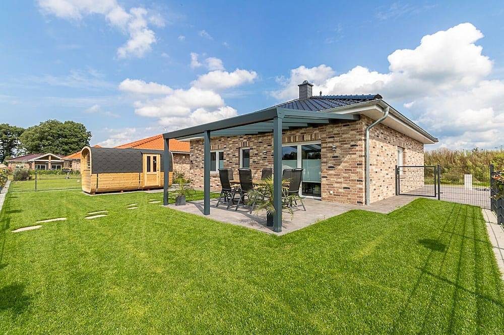 Ferienhaus für 6 Gäste mit Sauna, Kamin und Seeblick in Walchum
