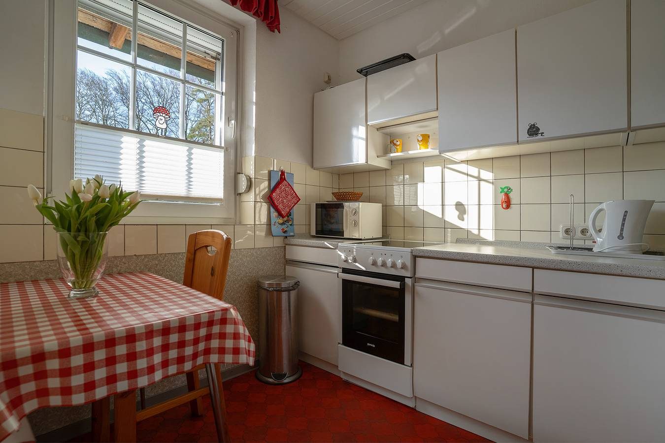 Ferienhaus 'Ferienhaus Vogelnest' mit privater Terrasse, privatem Garten und Wi-Fi — Bild 3