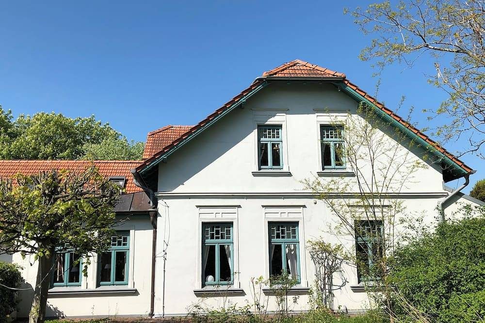 Top Landhaus für Familie & Freunde mit traumhaftem Grundstück