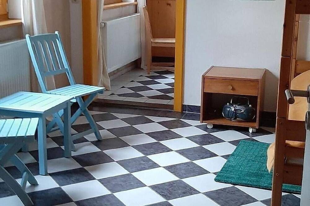 Ferienwohnung Nenndorf für 1 - 4 Personen mit 2 Schlafzimmern - Ferienwohnung — Bild 3