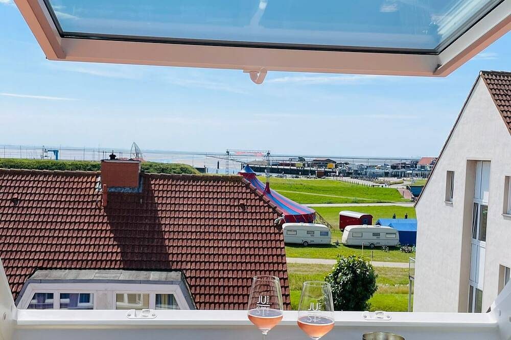 Familienfreundliche Wohnung mit Hafenblick im Ortskern. — Bild 2