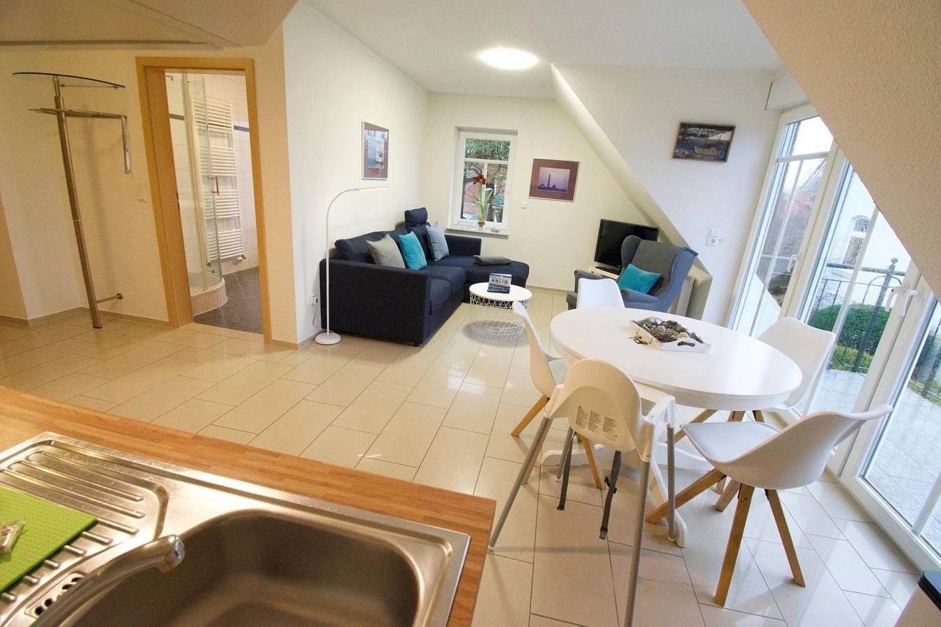 Flut - Auf 78 m² ist hier alles auf wunderschönen Urlaub eingestellt. — Bild 3