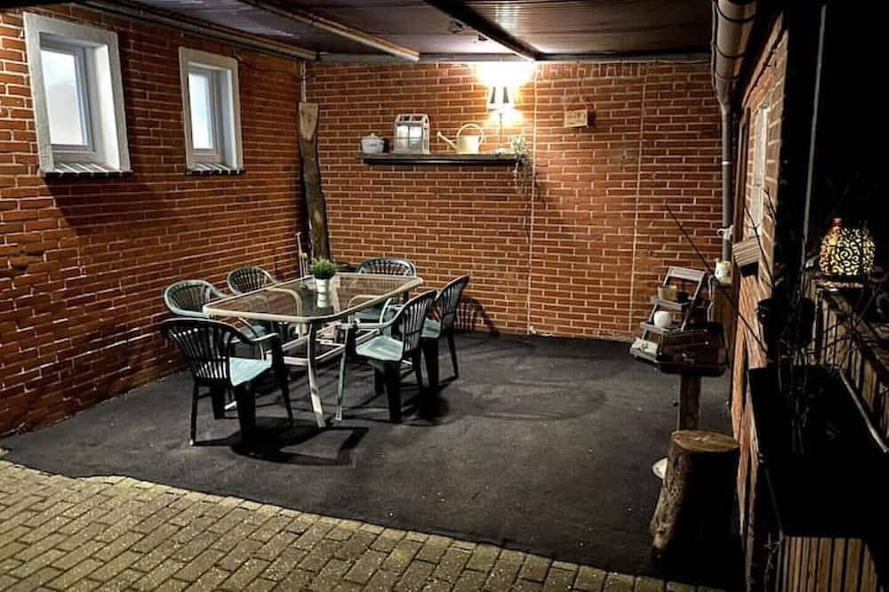 Ferienhaus mit 4 Schlafzimmern in Emden Für bis zu 10 Personen — Bild 3