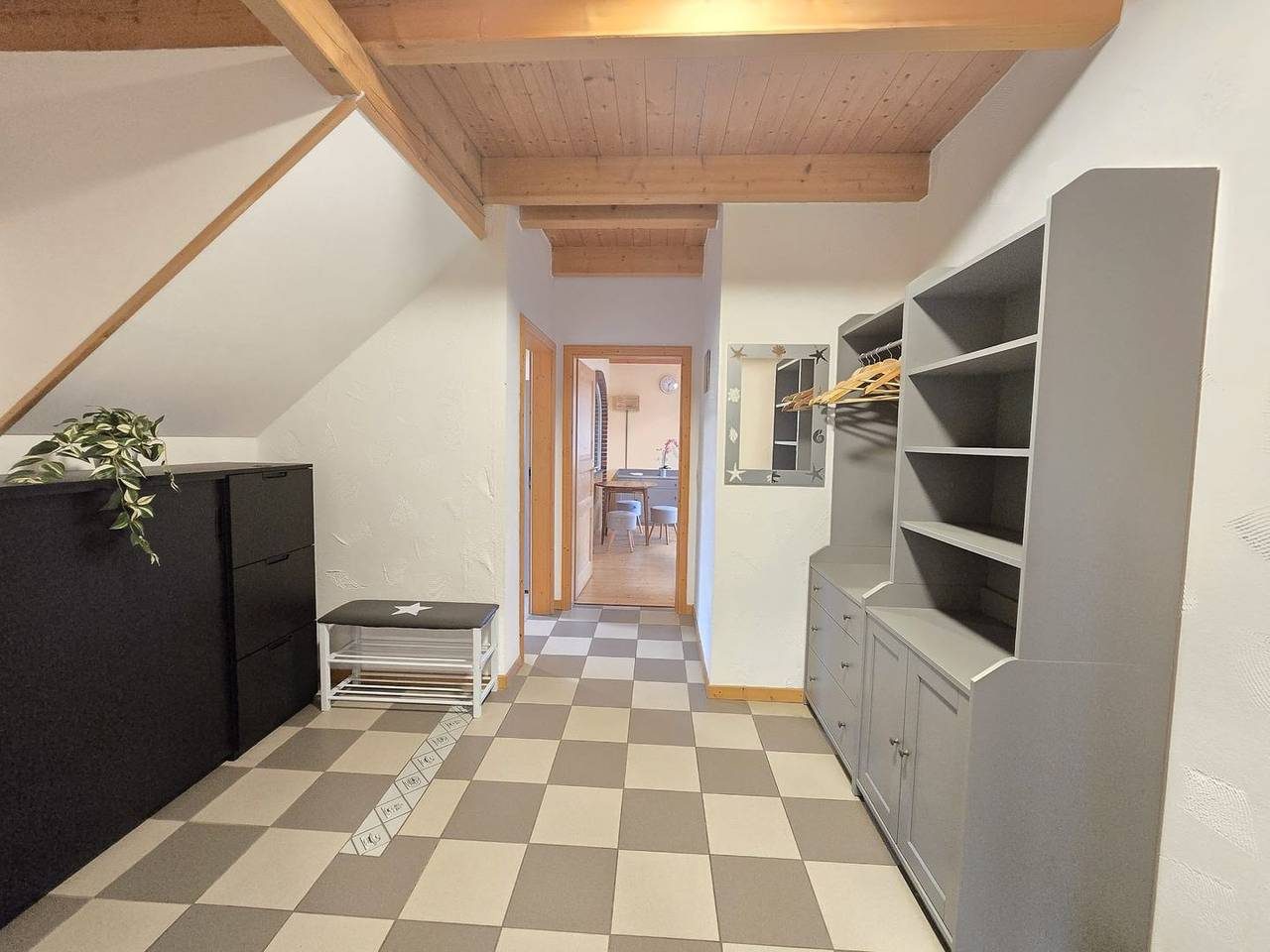 Willkommen in unserer gemütlichen Ferienwohnung Nordseeperle für bis zu 5 Personen — Bild 4