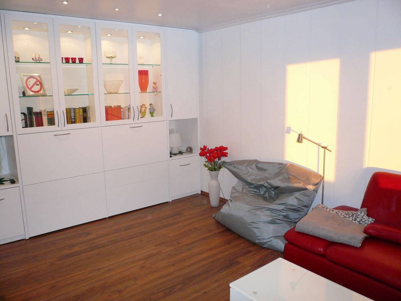 Ferienwohnung 'Korthals 42' mit Meerblick und Balkon — Bild 2