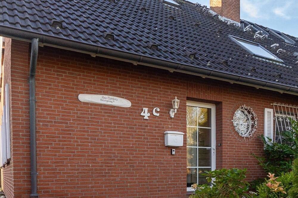 Die Ferienwohnung \"haus Hamburg\" im Ersten Stock ist Geschmackvoll Eingerichtet — Bild 2