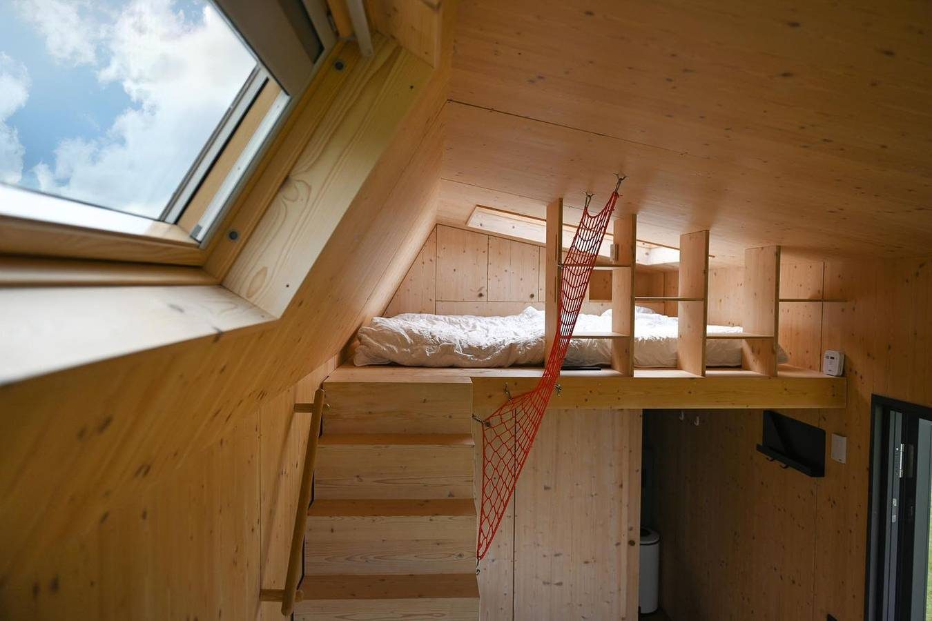 Nachhaltig & klimaneutral übernachten im Green Tiny House Pioneer mit Meerblick — Bild 4