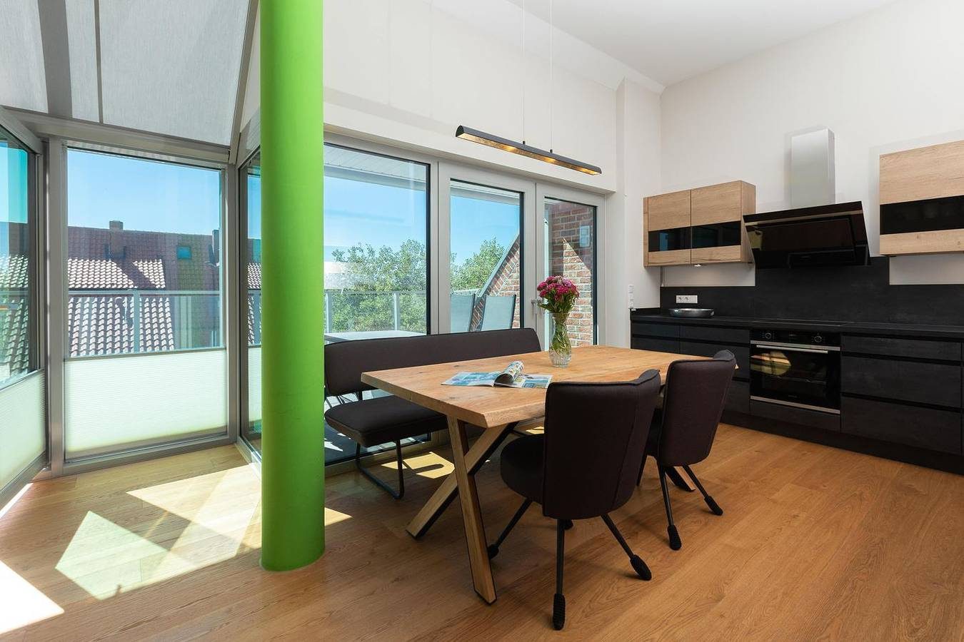 "Erleben Sie unvergessliche Tage in der exklusiven Villa Sohn Deck10!" — Bild 2