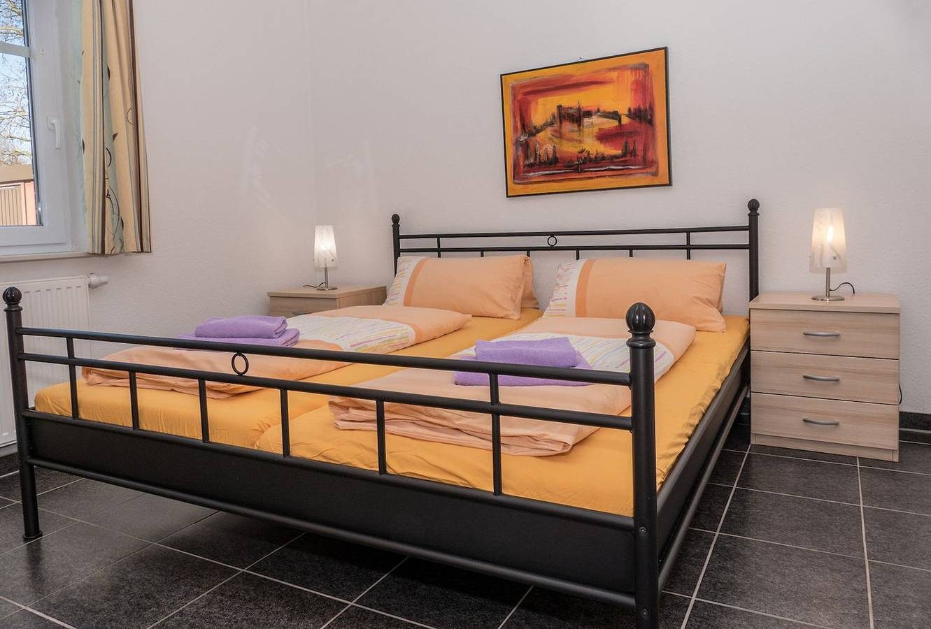 Clematis I - Zentrale Lage, direkt in Norddeich, unmittelbare Nähe zum Deich — Bild 2