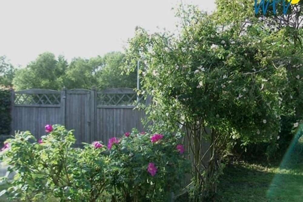 Gemütliches Ferienhaus mit Terrasse und Garten! — Bild 3