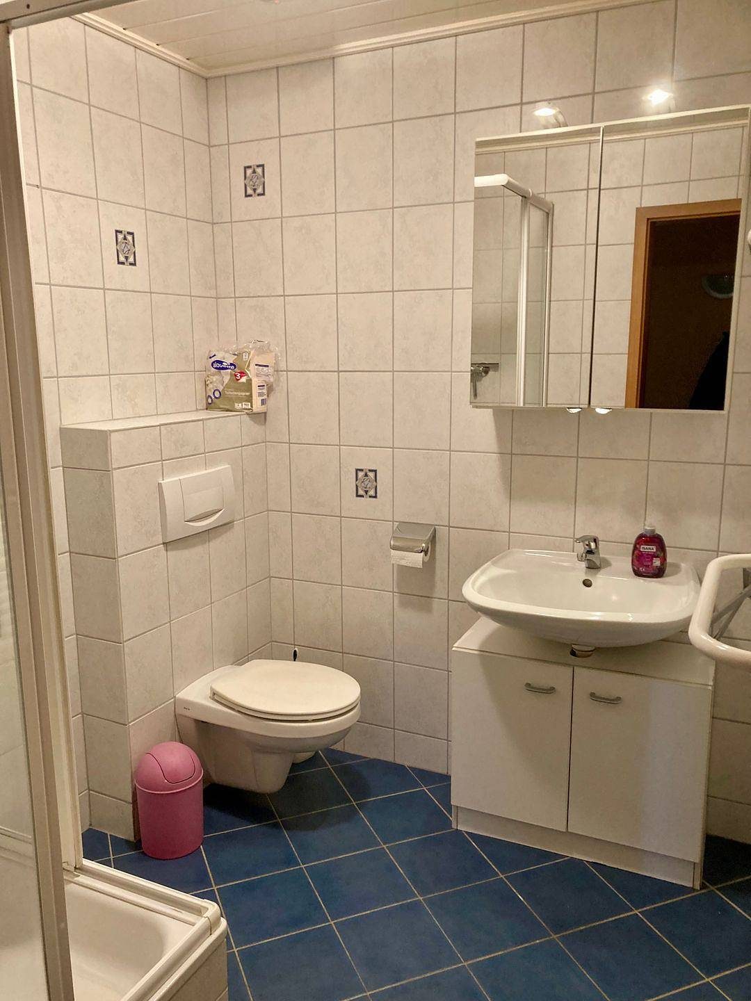 Zentral aber ruhig gelegen in einem Insulanerhaus mit Geschichte — Bild 4