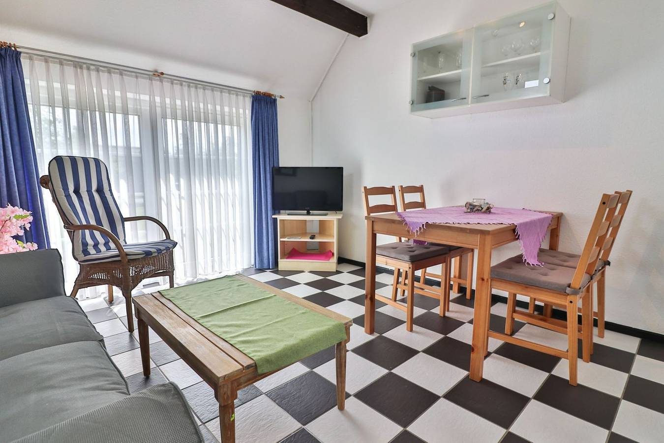 Friesenhof - Wohnung A (Weener) — Bild 2