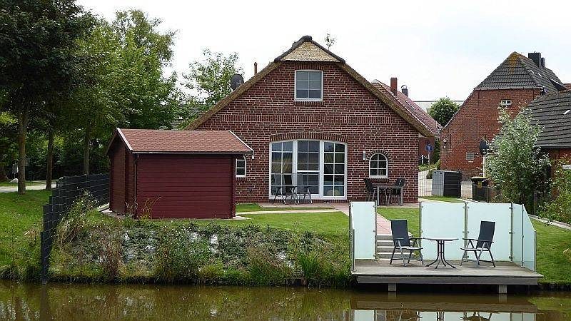 100qm Ferienhaus für 6 Pers. + Hund mit Kamin, Wärmekabine & Garten in Top-Lage