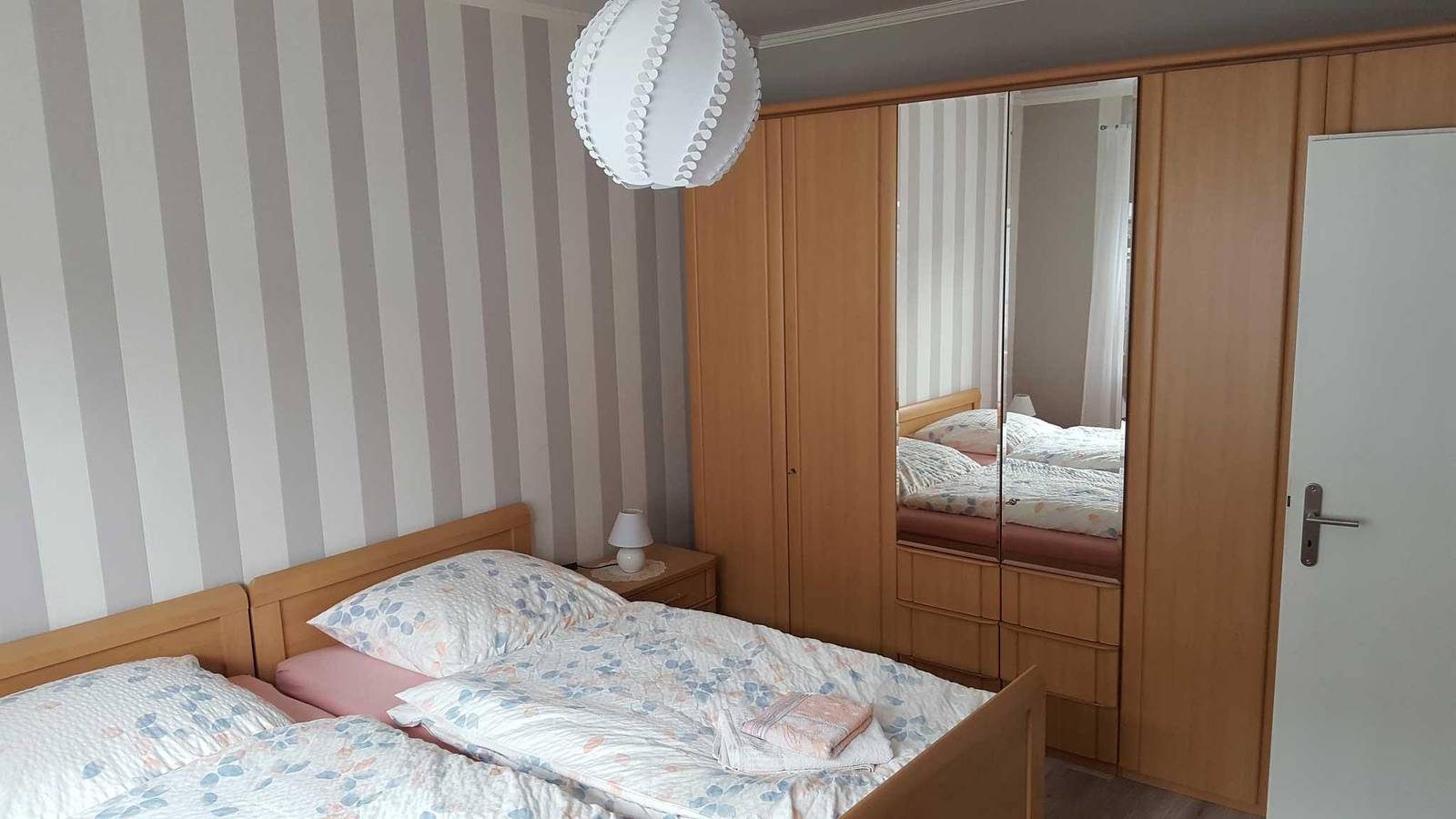 Ferienwohnung für 6 Personen mit Garten — Bild 5