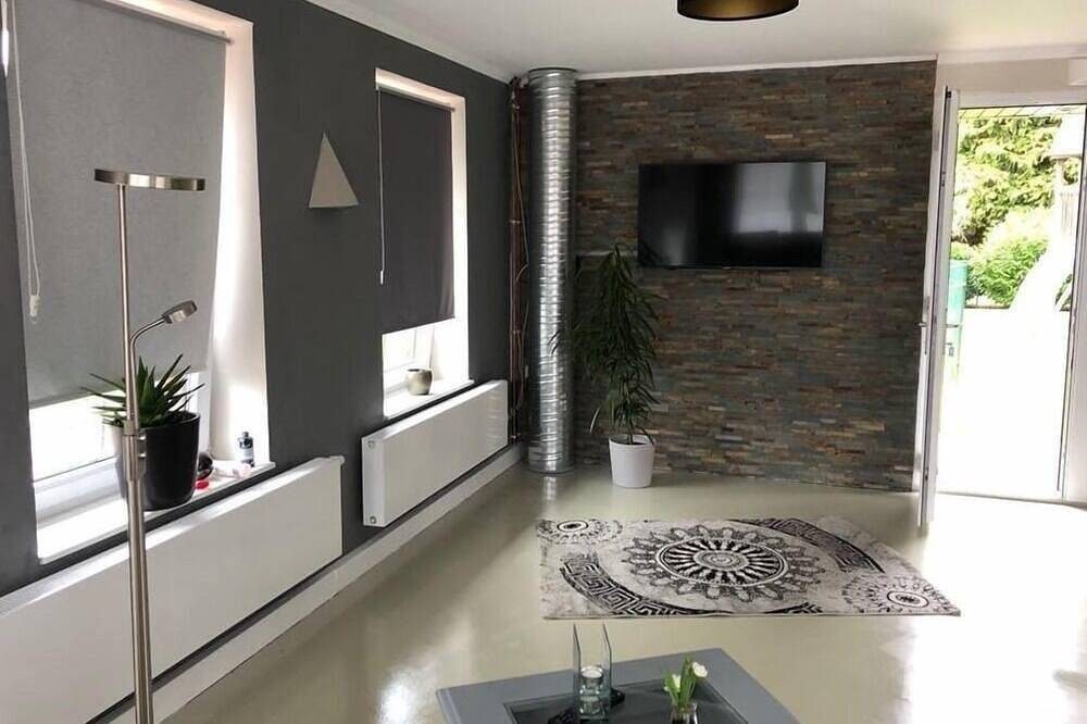 Ferienwohnung\/App. für 2 Gäste mit 148m² in Papenburg (124616) — Bild 2