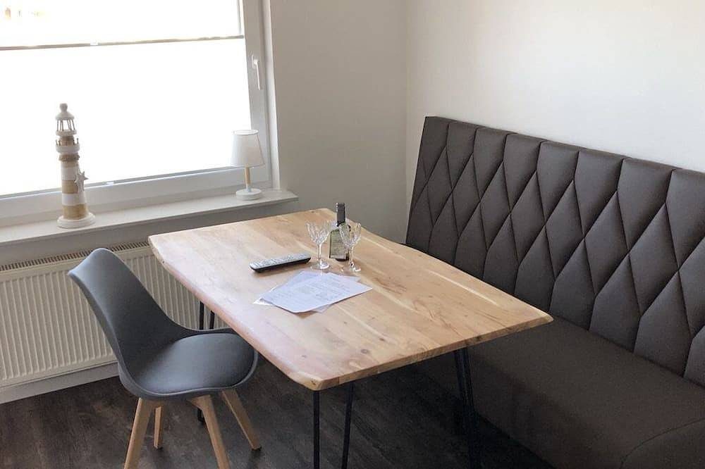 Gemütliche komplett neu renovierte Ferienwohnung mit großer Terrasse und eigenem — Bild 5