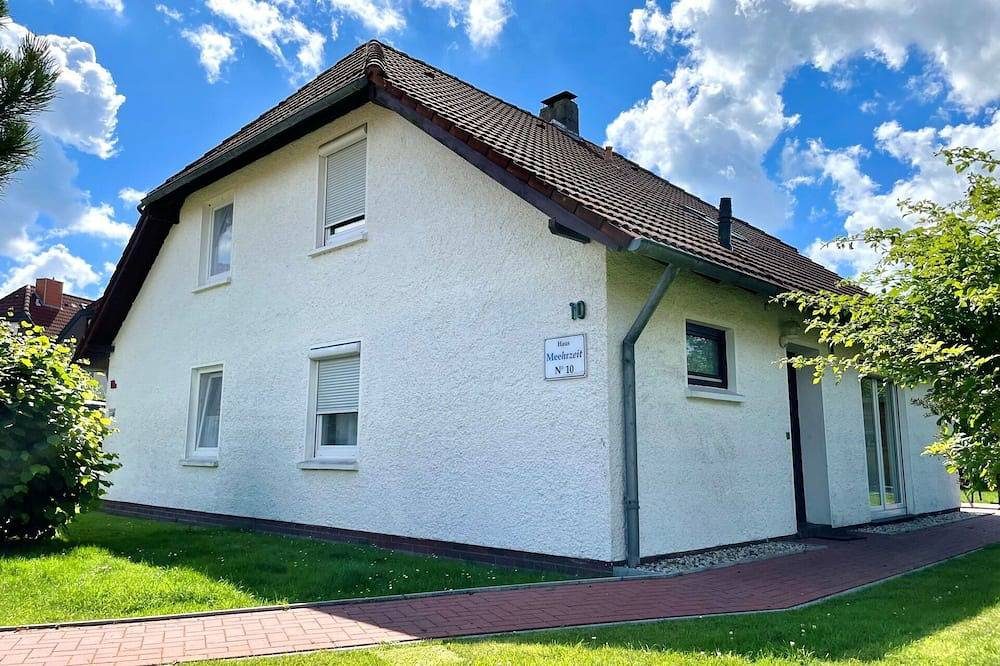 Wunderbares  Ferienhaus für 6 Personen mit  W-Lan, Tv, Terrasse, Haustiere erlaubt und Parkplatz