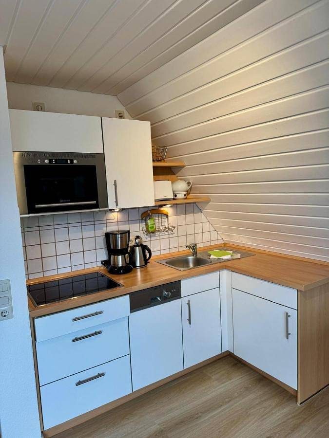Lüttje Ginsterhuus - Ferienwohnung Südwind — Bild 3
