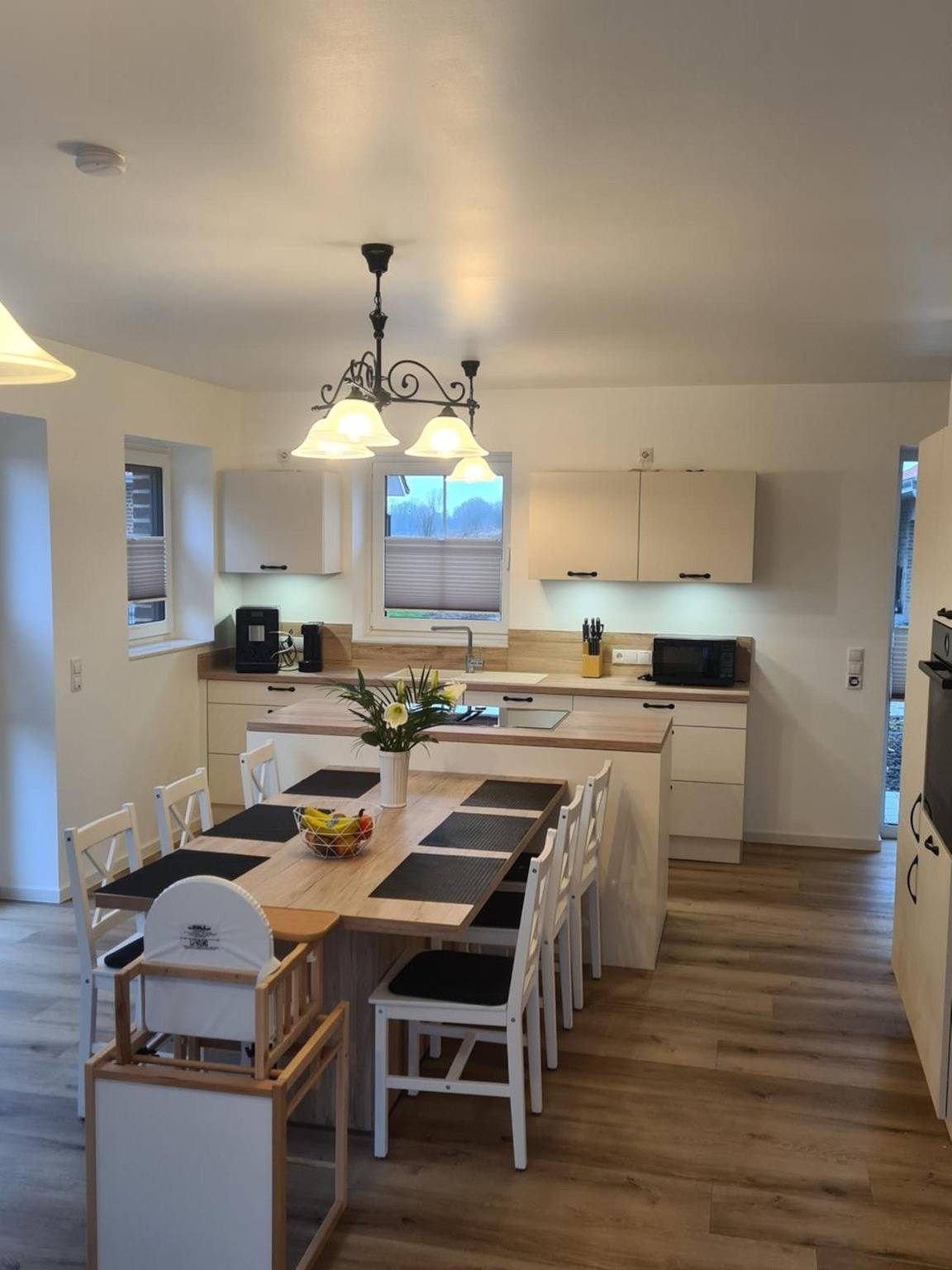 Ferienhaus 'Emily' mit Seeblick, privater Terrasse und Wi-Fi — Bild 2