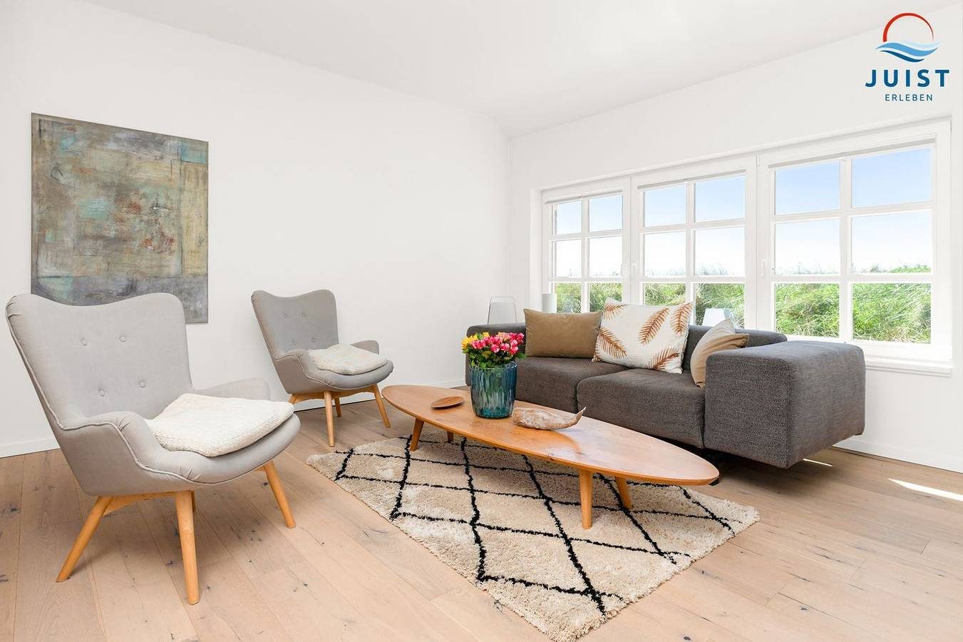 Stilvoll ausgestattete Ferienhaushälfte mit Terrasse am Watt. — Bild 3