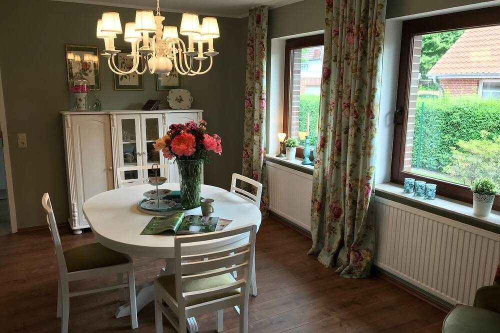 Ferienhaus Hage für 1 - 4 Personen mit 2 Schlafzimmern - Ferienhaus — Bild 5