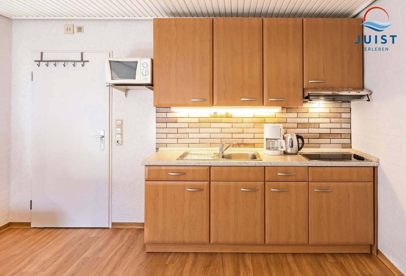 Helle Ferienwohnung, ideal für Paare, im ruhigen Ostdorf — Bild 4