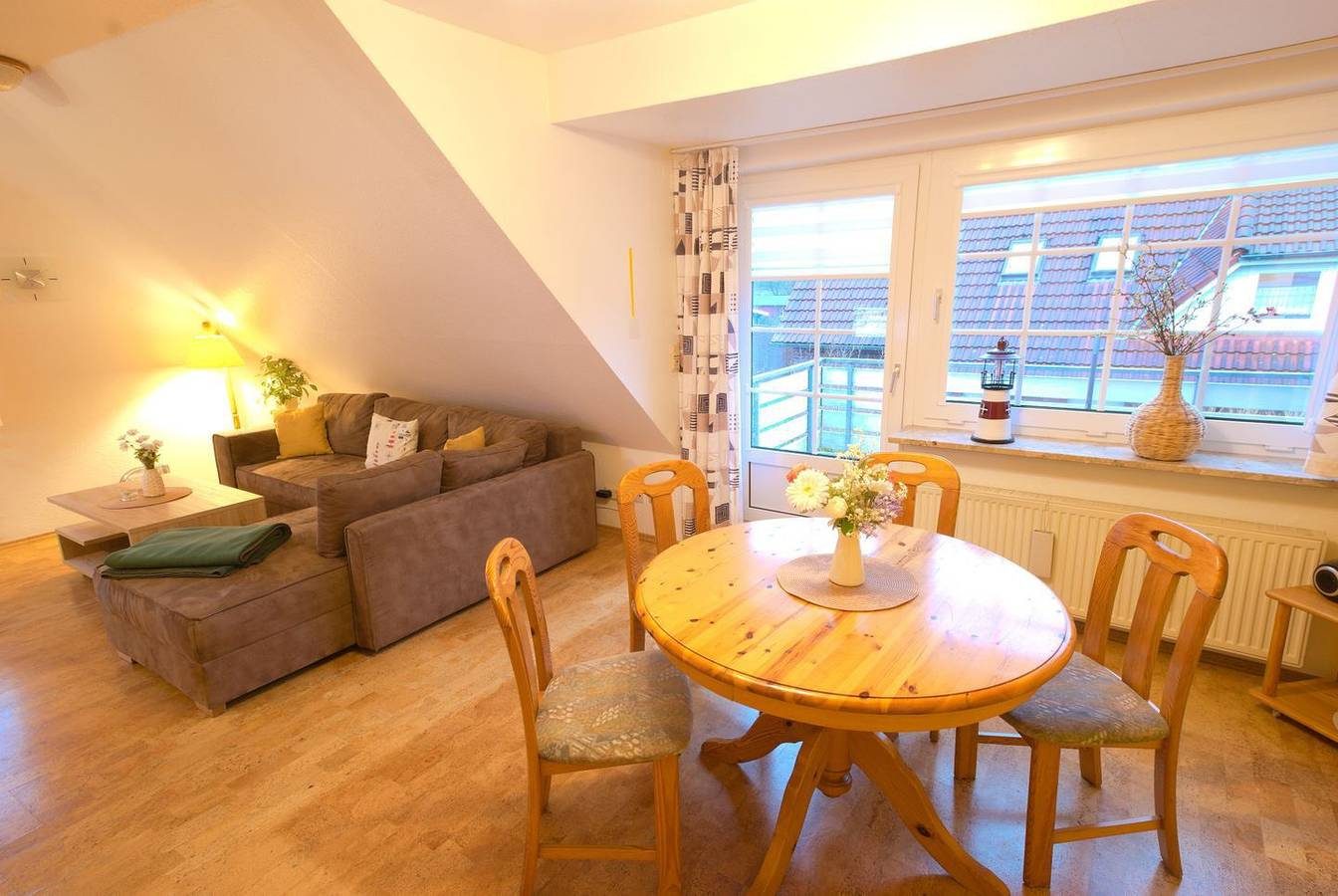 Nordsee-Urlaub in Norden: Ferienwohnung Leuchtturm Irene ...