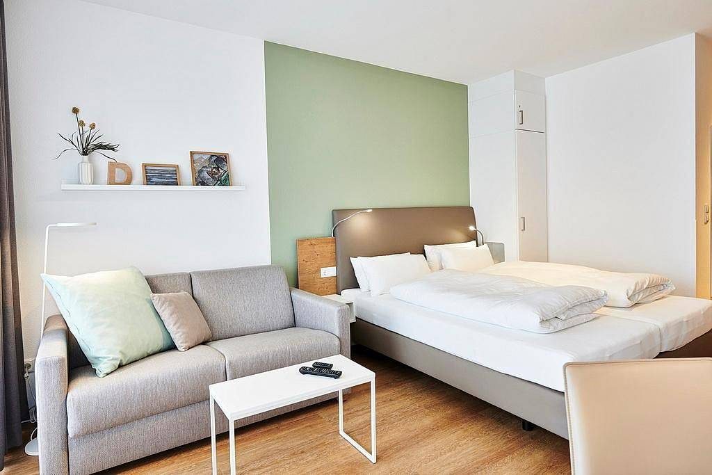 Strandnahes Ferienapartment mit Terrasse inkl. freier Schwimmbad- & Saunanutzung — Bild 5