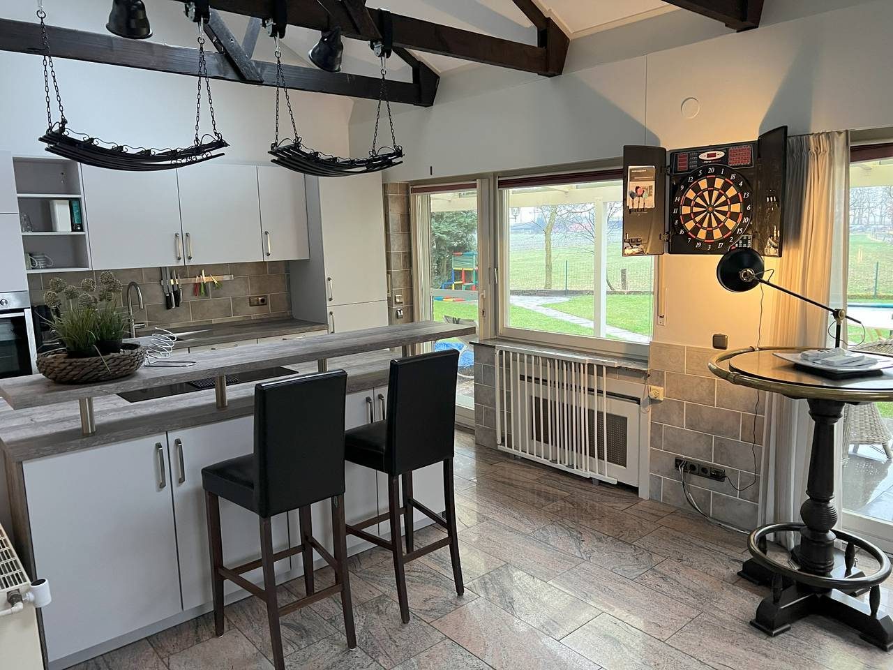 Schönes 4-Personen-Ferienhaus mit Sauna und Whirlpool in der deutschen Natur — Bild 5