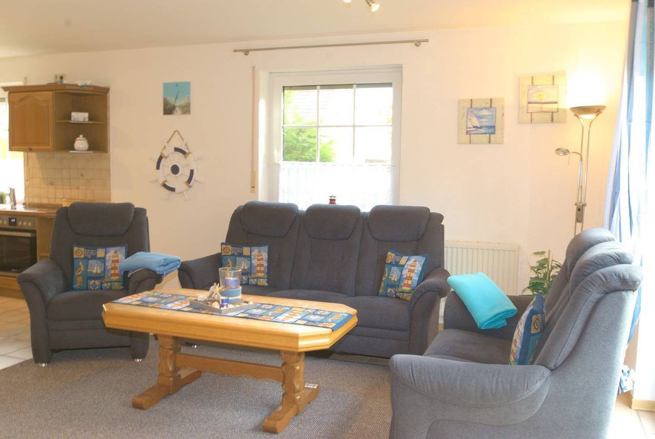 Geräumiges Ferienhaus strandnah in Norddeich mit Garage, Terrasse und Strandkorb — Bild 5