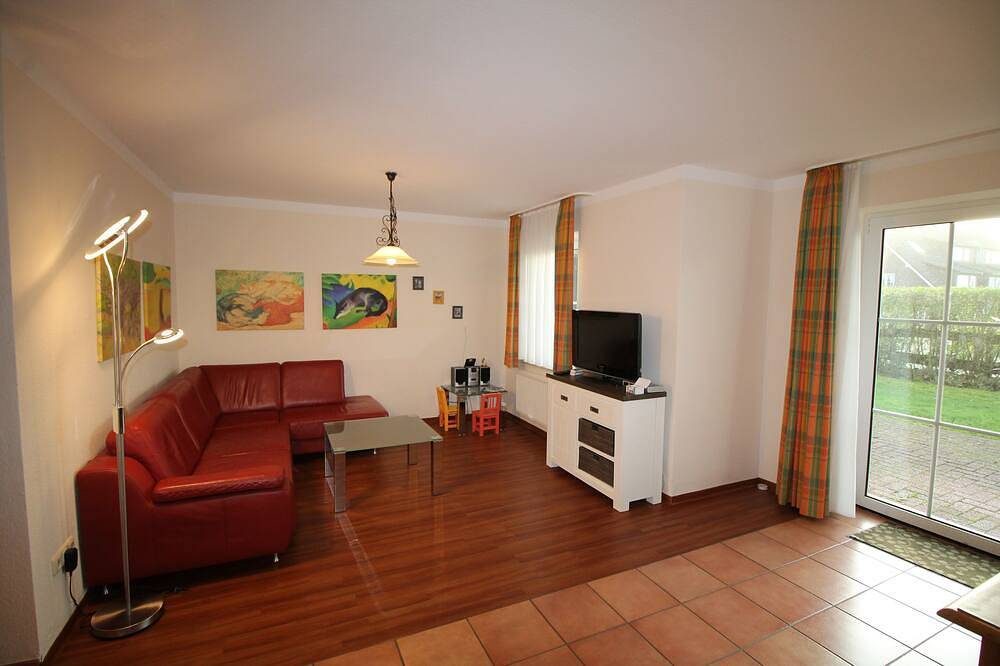 Neu, behindertengerecht,  Sonnenterrasse, zentrumsnah, P am Haus