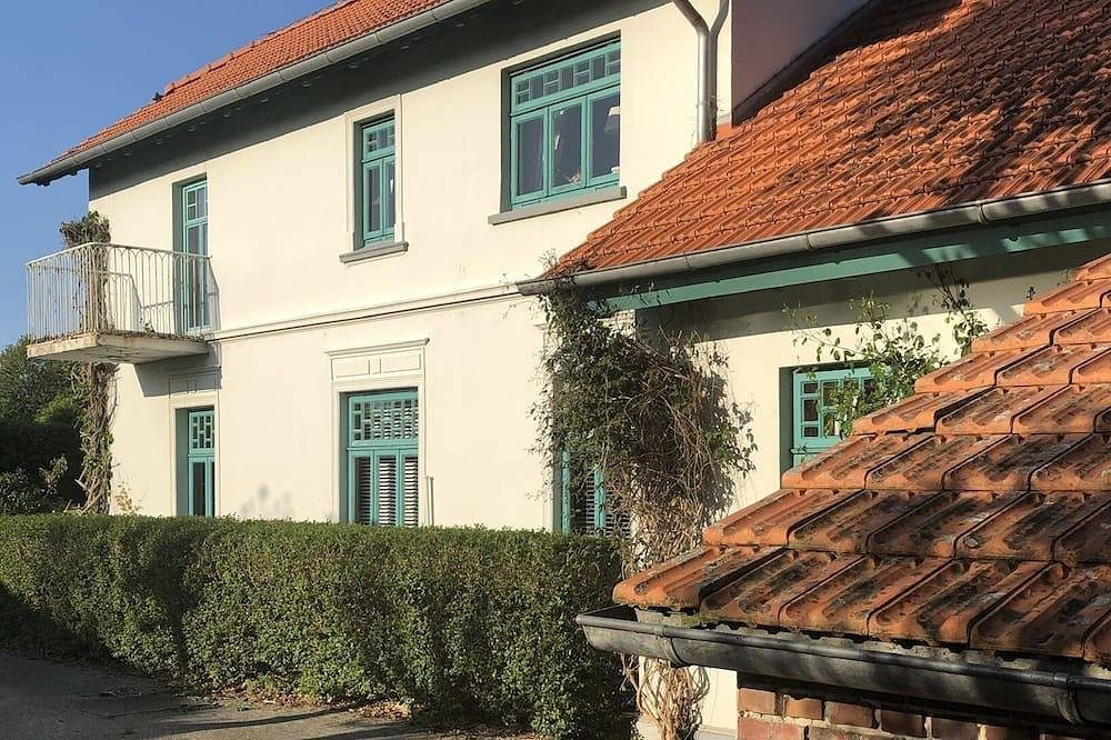 Top Landhaus für Familie & Freunde mit traumhaftem Grundstück — Bild 3