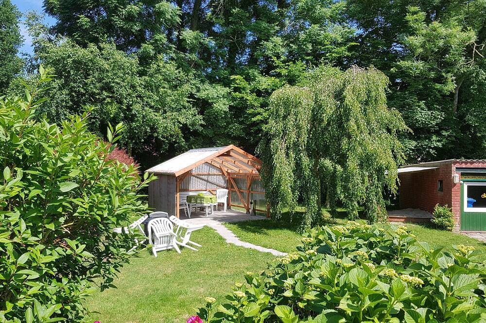Ferienwohnung direkt an der Nordsee mit großem Garten und überdachte Terrasse — Bild 5