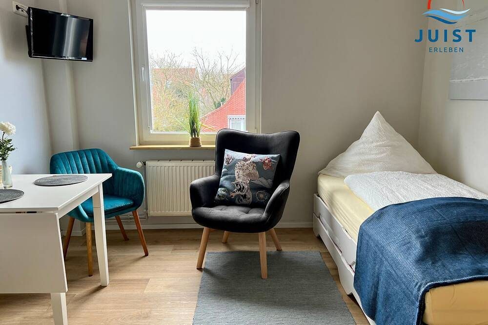 Helle freundliche Singlewohnung in Wattnähe
