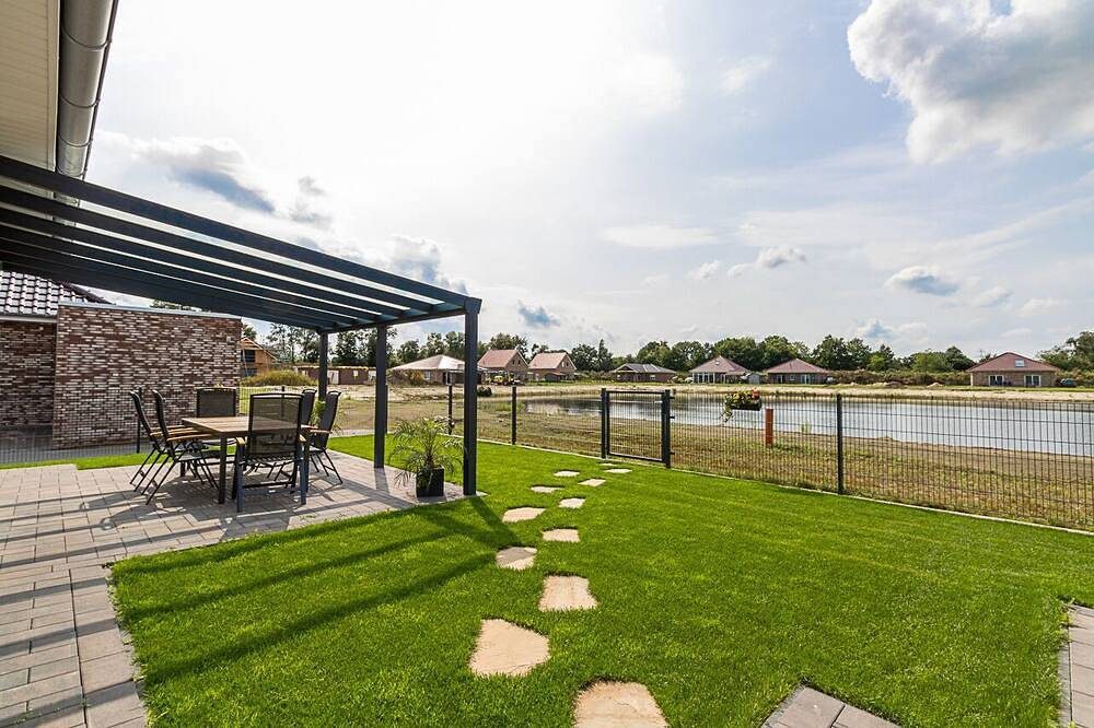 Ferienhaus für 6 Gäste mit Sauna, Kamin und Seeblick in Walchum — Bild 4