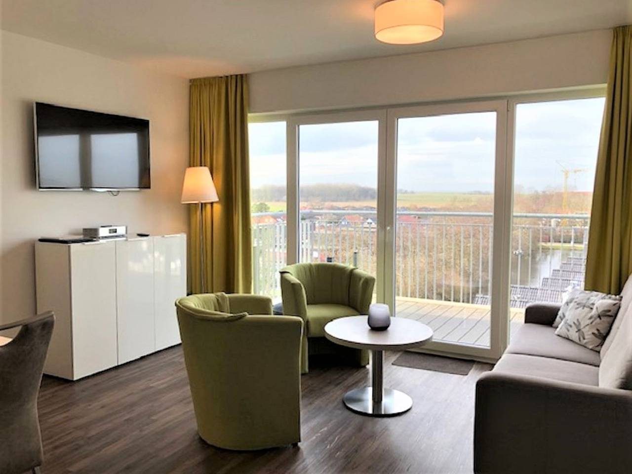 Moderne Ferienwohnung, Meerblick, großer Balkon, Wäsche inklusive — Bild 5