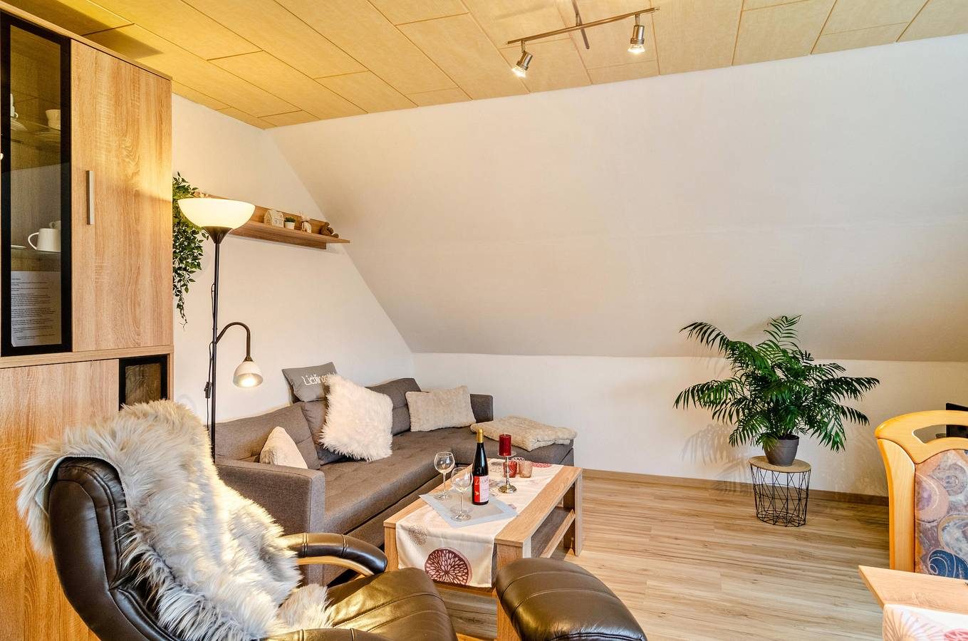 Ferienwohnung Utkiek" mit privater Terrasse, privatem Garten und Wlan — Bild 3