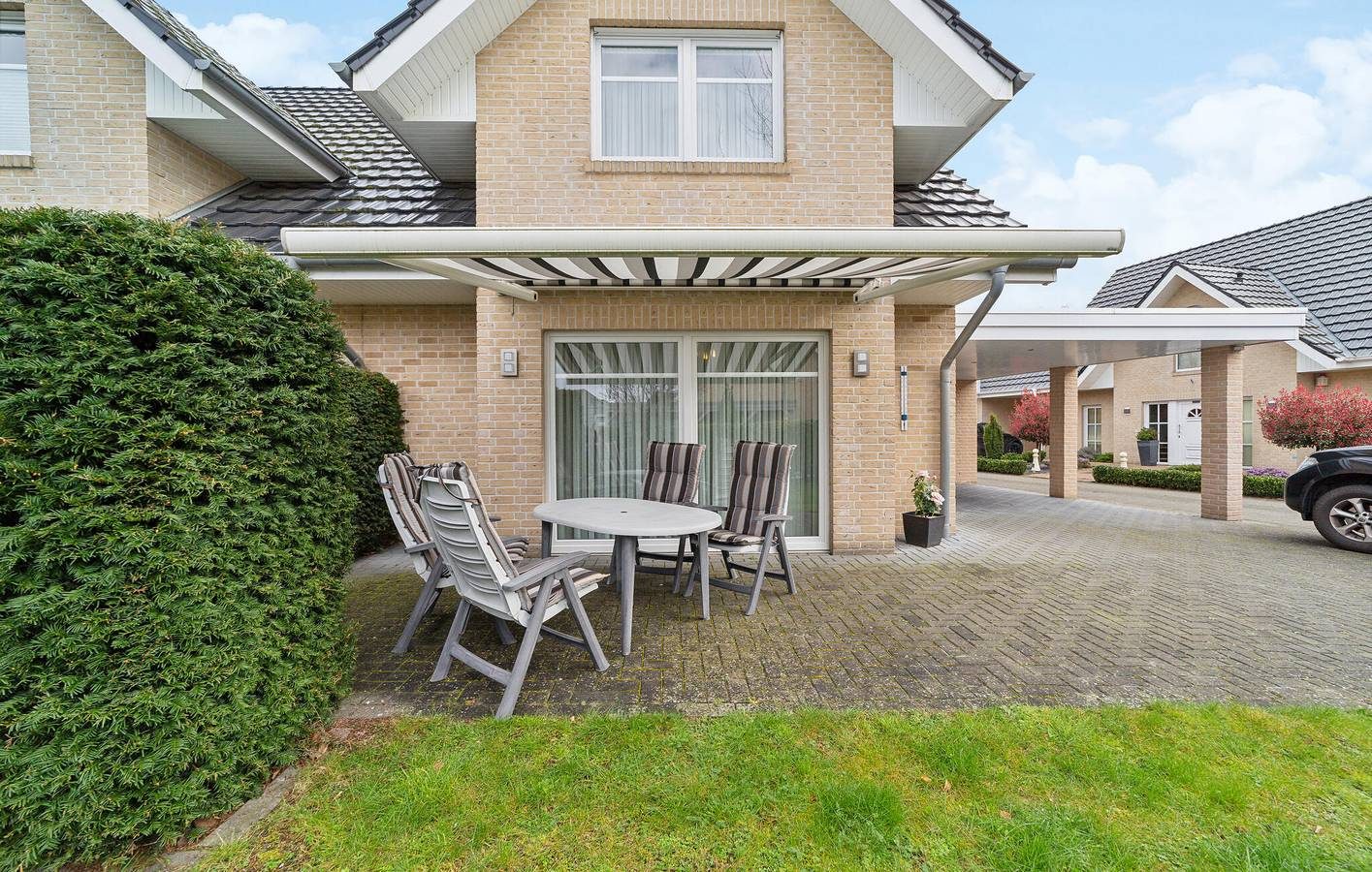 Modernes Apartment mit Terrasse, Parkplatz - 2km vom Stadtzentrum — Bild 3