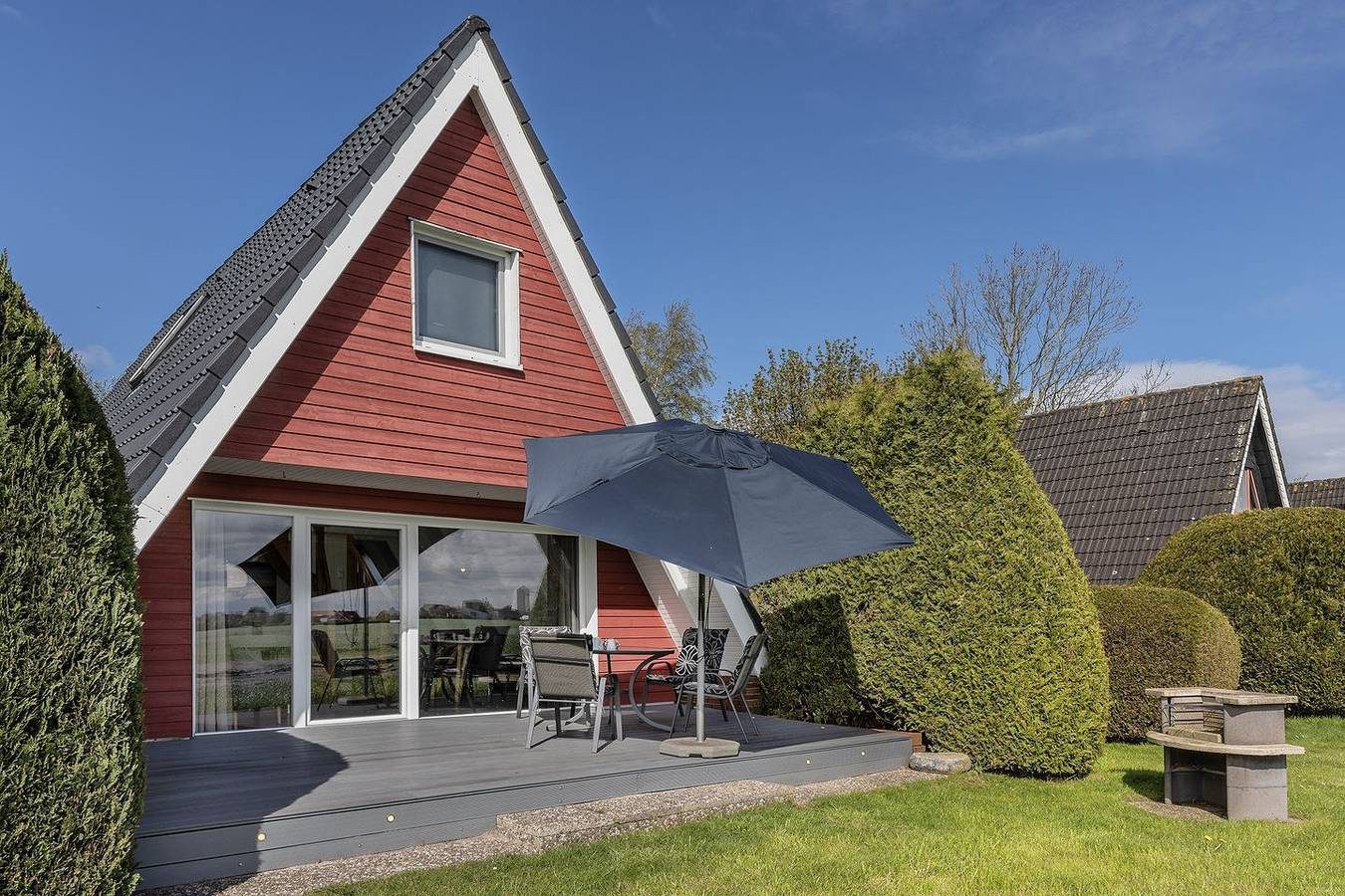 Gemütliches Nurdach- Ferienhaus in Carolinensiel (60 m²) für 4 – 5 Personen — Bild 3