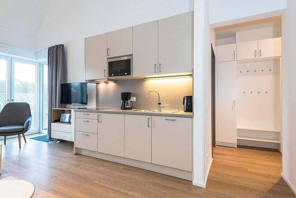 Apartment in Strandnähe mit sonniger Süd-West-Loggia, Badewanne & Sauna im Haus! — Bild 4