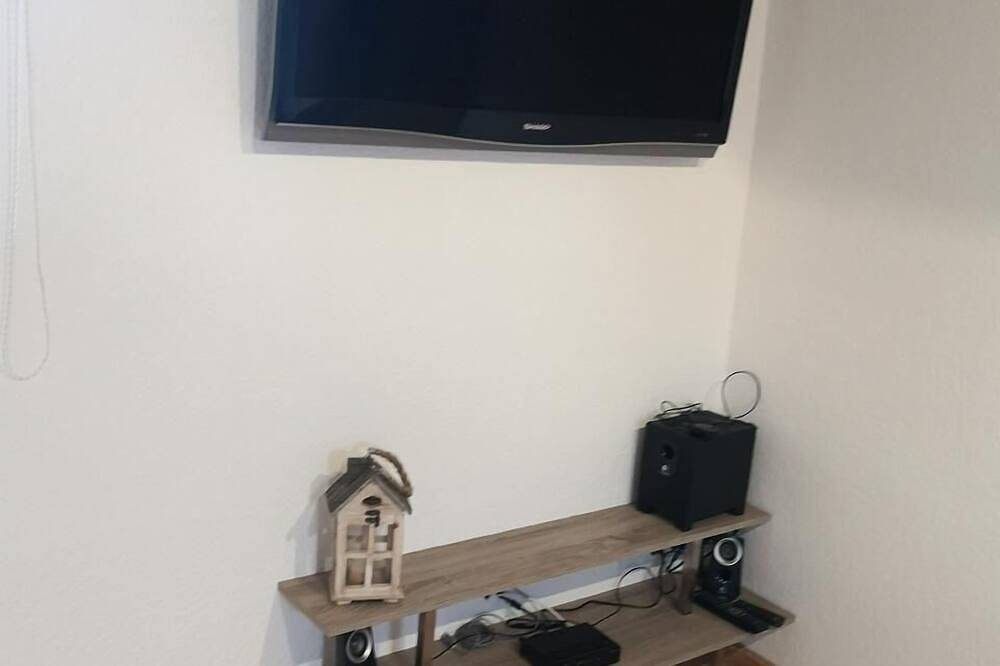 Ferienwohnung Emden (Stadt) für 1 - 3 Personen mit 1 Schlafzimmer - Ferienwohnung — Bild 4