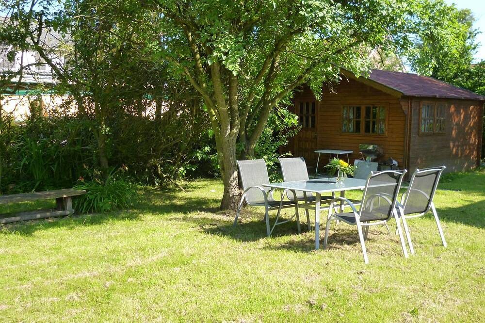 Sehr hell und freundlich gestaltete Ferienwohnung für 2 bis 4 Personen mit Wlan — Bild 2
