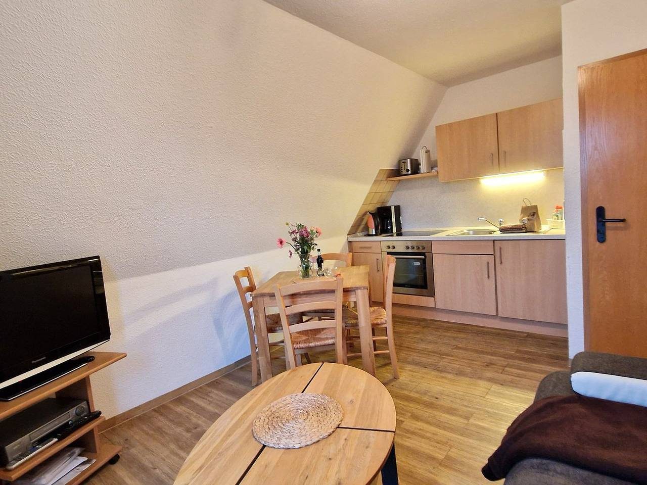 Ferienwohnung im 1. Og in Strandnähe mit überdachtem Balkon für bis zu 4 Pers. — Bild 4