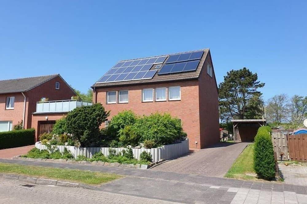 Borkum – Ferienwohnung Deichrose für 6 Personen