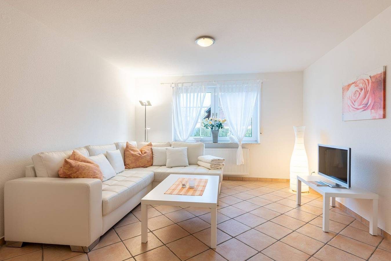 Entspanne dich in der charmanten Ferienwohnung Möwe 1 in Norddeich! — Bild 3