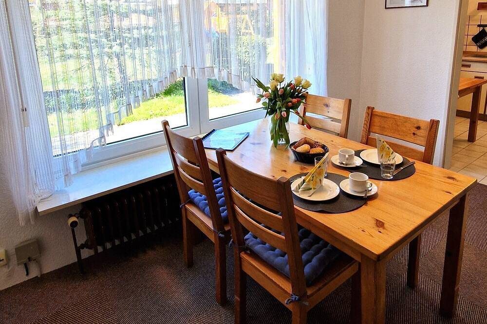 große Ferienwohnung im Zentrum von in Norden