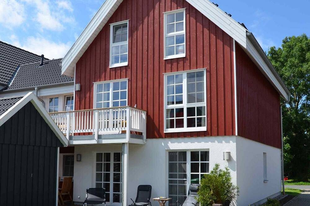 Luxuriöse Ferienwohnung in Top Lage in Greetsiel mit eigenem Whirlpool und Kamin