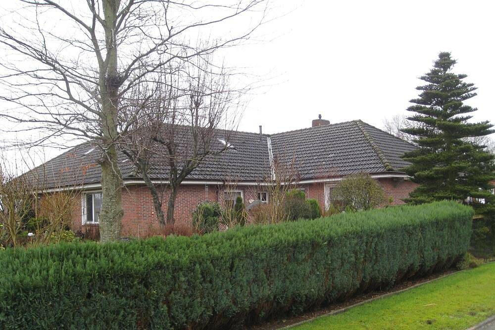 Ruhige, aber zentral gelegene Ferienwohnung mit 2 Schlafräumen und viel Natur!! — Bild 2